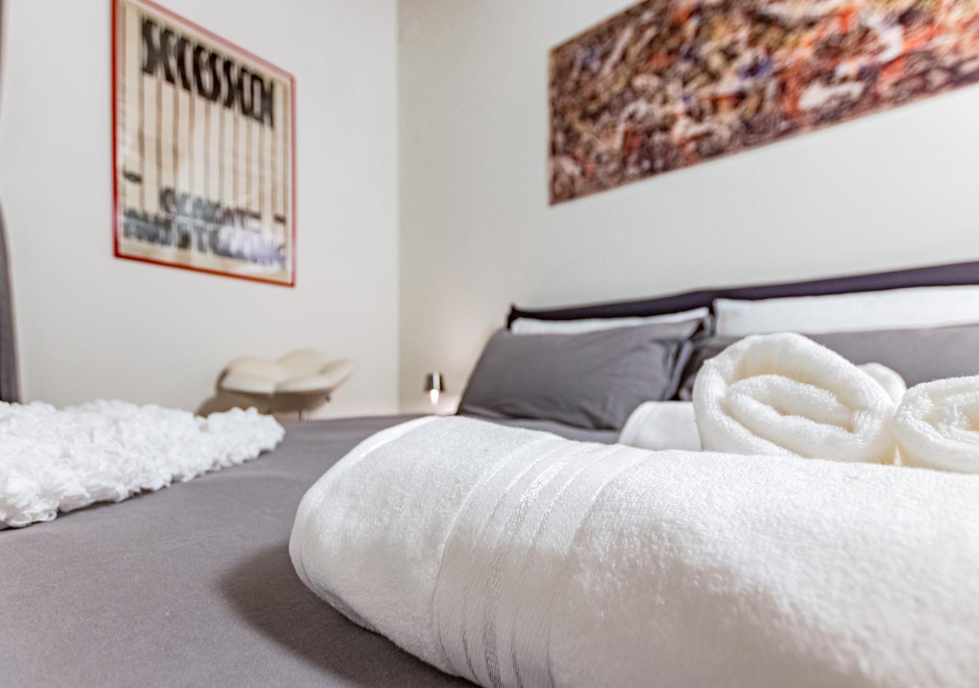 Appartement 900mt Dalla Torre Di - Cortile, Wifi E Netflix *